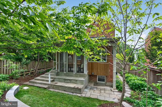 5112 26TH RD N, Arlington, VA 22207