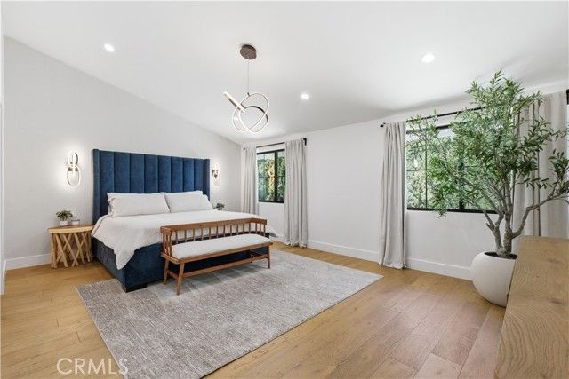 13130 Albers, Sherman Oaks, CA 91401
