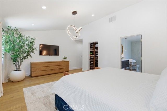 13130 Albers, Sherman Oaks, CA 91401