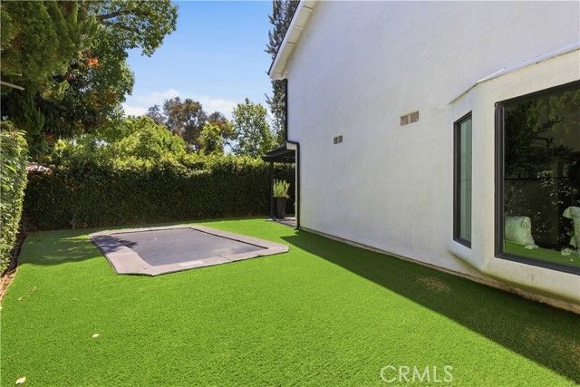 13130 Albers, Sherman Oaks, CA 91401