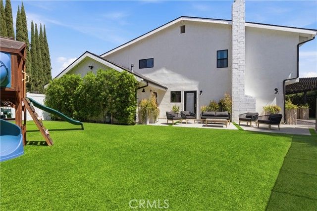 13130 Albers, Sherman Oaks, CA 91401