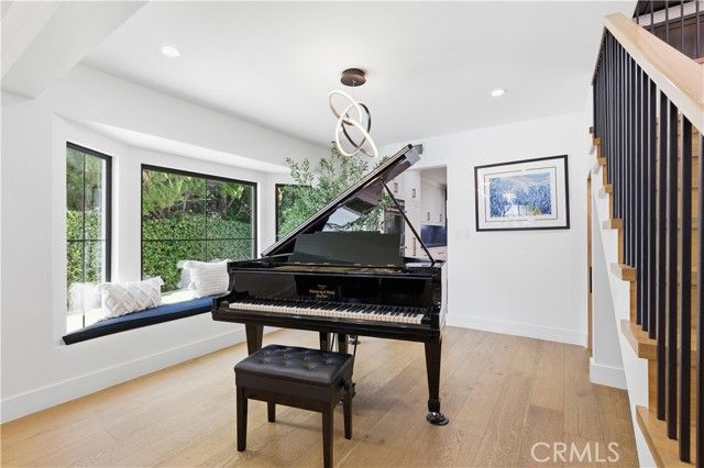 13130 Albers, Sherman Oaks, CA 91401