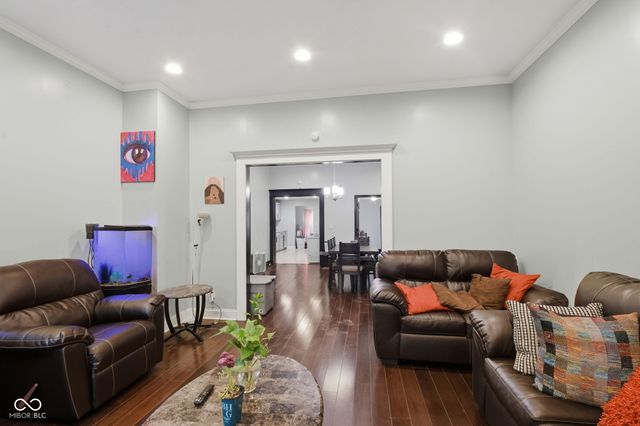 2007 Southeastern Avenue, Indianapolis, IN 46201