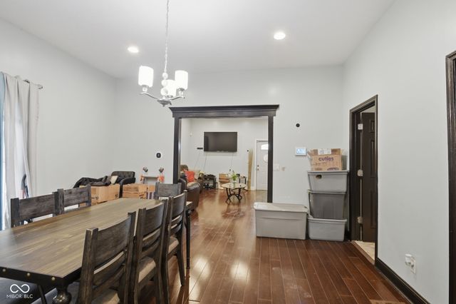 2007 Southeastern Avenue, Indianapolis, IN 46201