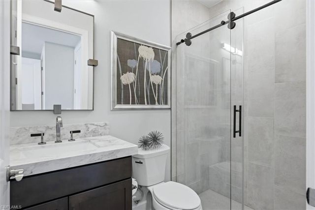 9439 Greyhawk TRL, Naples, FL 34120