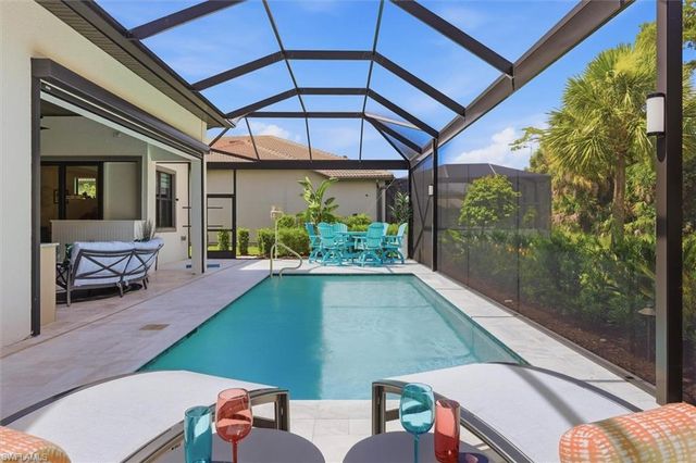 9439 Greyhawk TRL, Naples, FL 34120