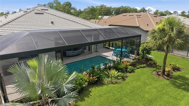 9439 Greyhawk TRL, Naples, FL 34120
