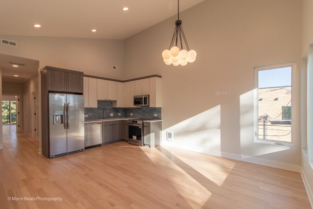 6312 S Champlain Avenue, Chicago, IL 60637
