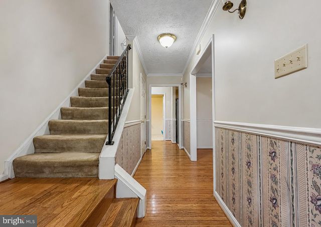 6570 HORSESHOE DR, La Plata, MD 20646