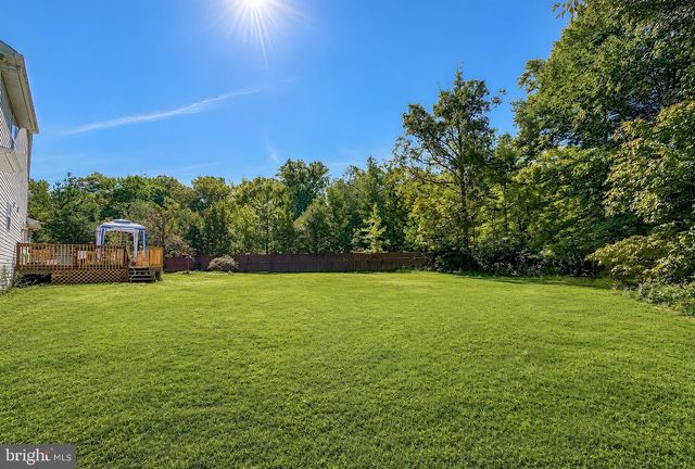 6570 HORSESHOE DR, La Plata, MD 20646