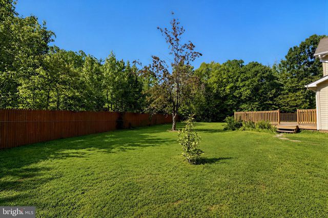 6570 HORSESHOE DR, La Plata, MD 20646