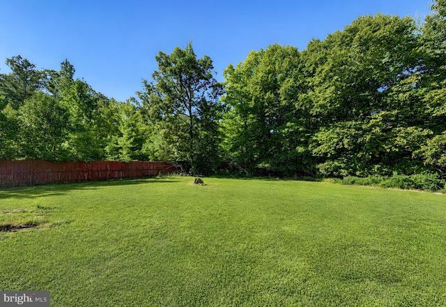 6570 HORSESHOE DR, La Plata, MD 20646