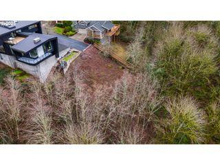8049 Nw PROMINENCE Ct, Portland, OR 97229