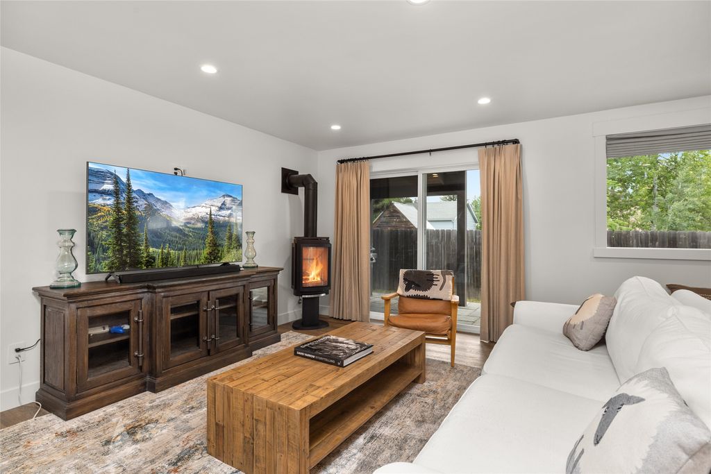 441/443 Karrow Avenue, Whitefish, MT 59937 photo 16