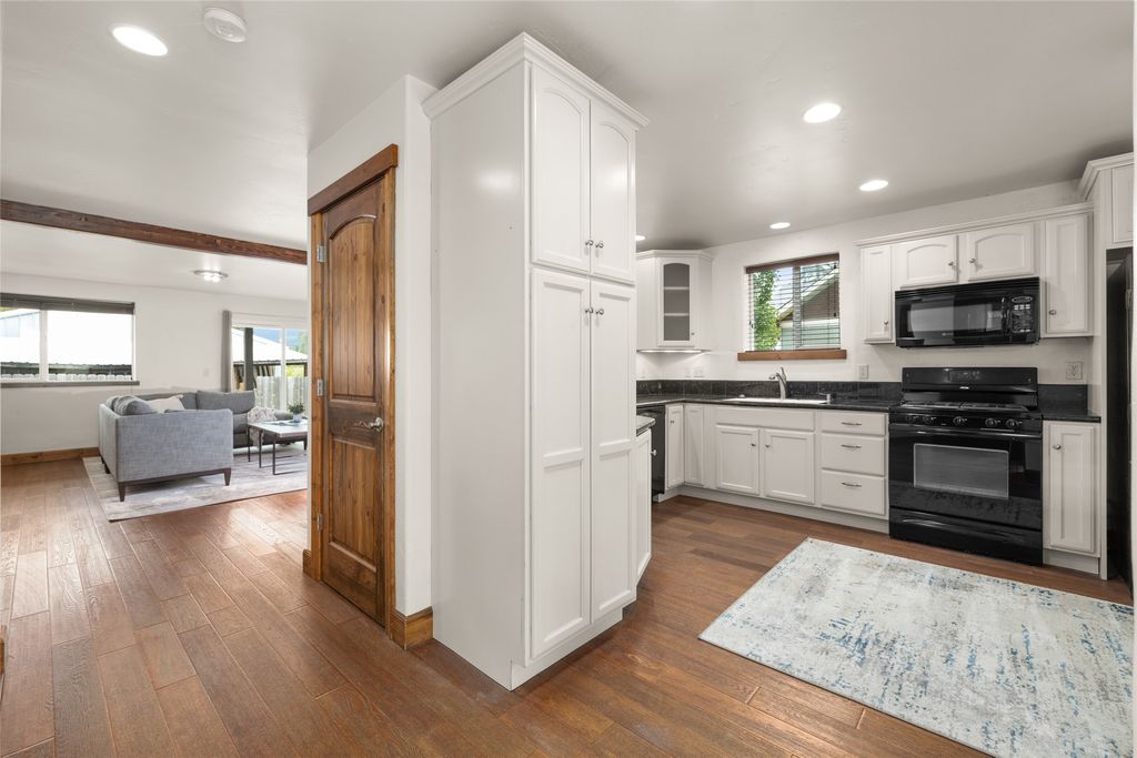 441/443 Karrow Avenue, Whitefish, MT 59937 photo 32