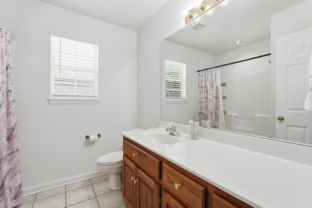 2015 Cherrybend Drive, Little Rock, AR 72211