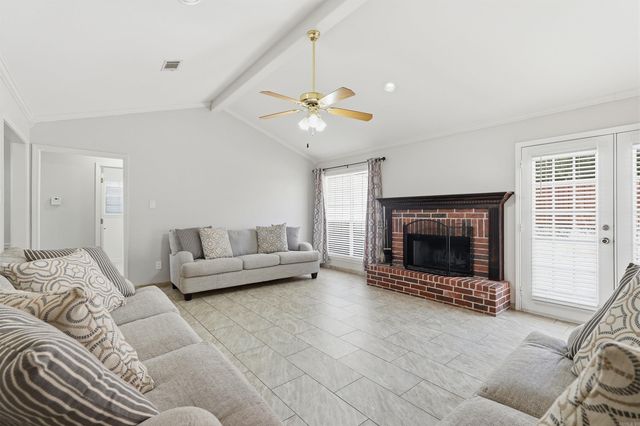 2015 Cherrybend Drive, Little Rock, AR 72211