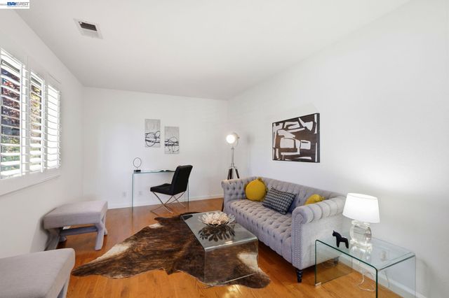 883 Dover Cir, Benicia, CA 94510