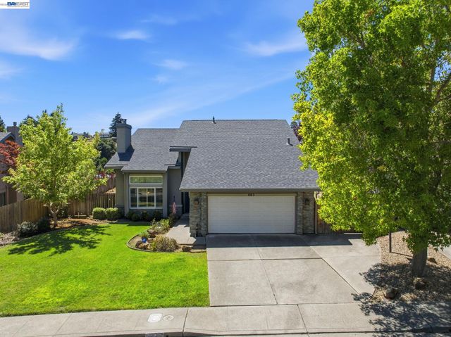 883 Dover Cir, Benicia, CA 94510