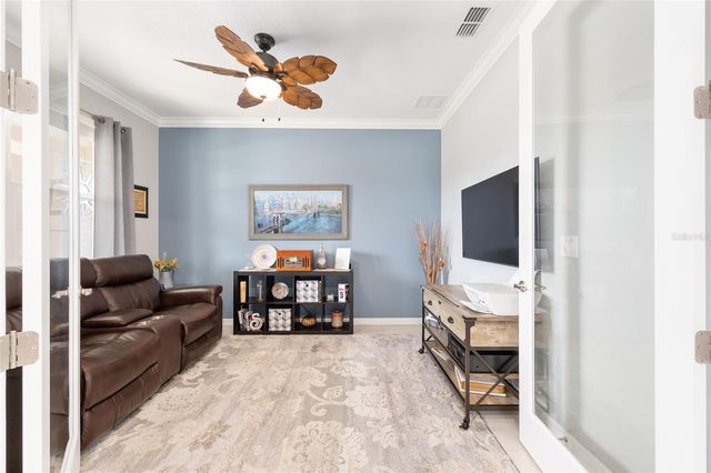 10525 SW 90TH STREET ROAD, Ocala, FL 34481