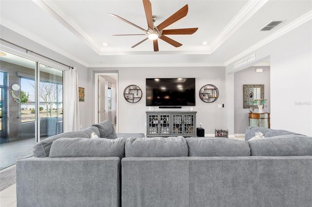 10525 SW 90TH STREET ROAD, Ocala, FL 34481