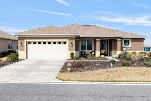 10525 SW 90TH STREET ROAD, Ocala, FL 34481