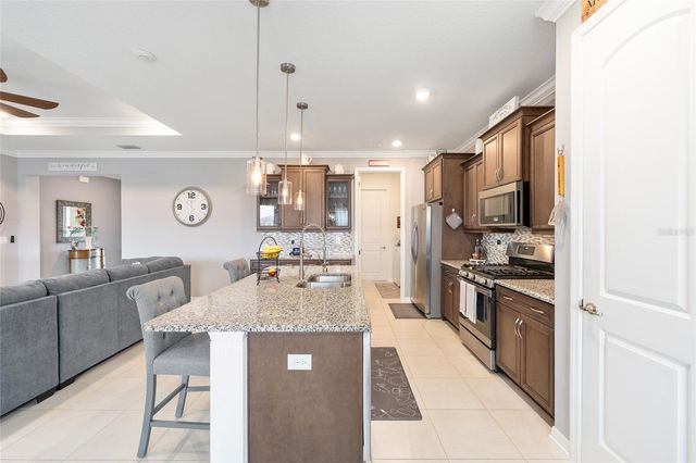 10525 SW 90TH STREET ROAD, Ocala, FL 34481