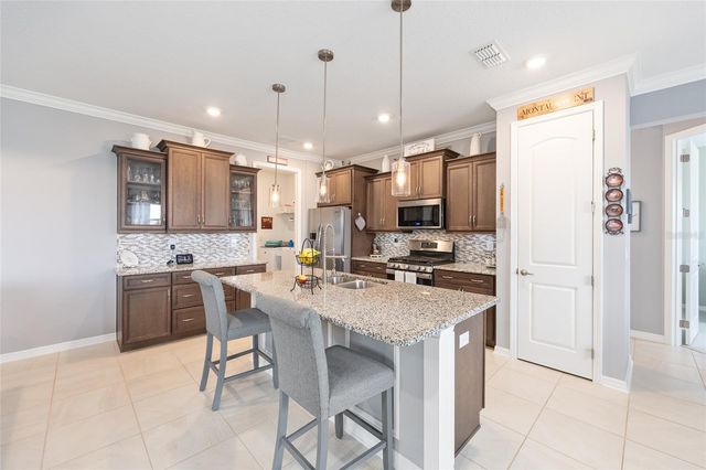 10525 SW 90TH STREET ROAD, Ocala, FL 34481