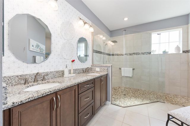 10525 SW 90TH STREET ROAD, Ocala, FL 34481