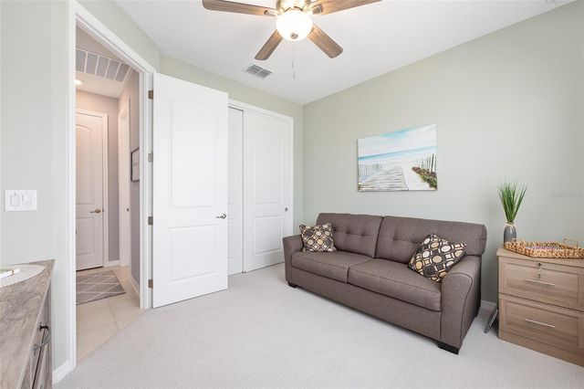 10525 SW 90TH STREET ROAD, Ocala, FL 34481