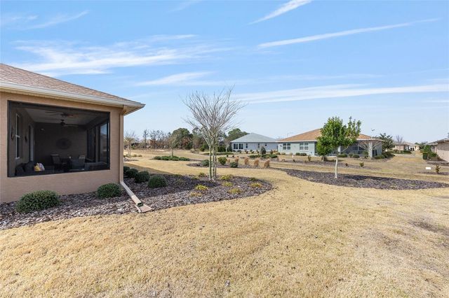 10525 SW 90TH STREET ROAD, Ocala, FL 34481