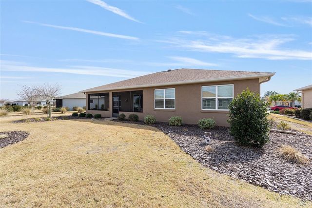 10525 SW 90TH STREET ROAD, Ocala, FL 34481