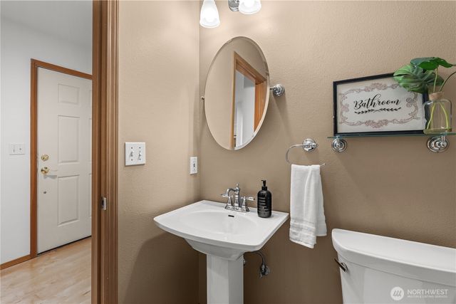 1144 NW Windy Beach Lane, Silverdale, WA 98383