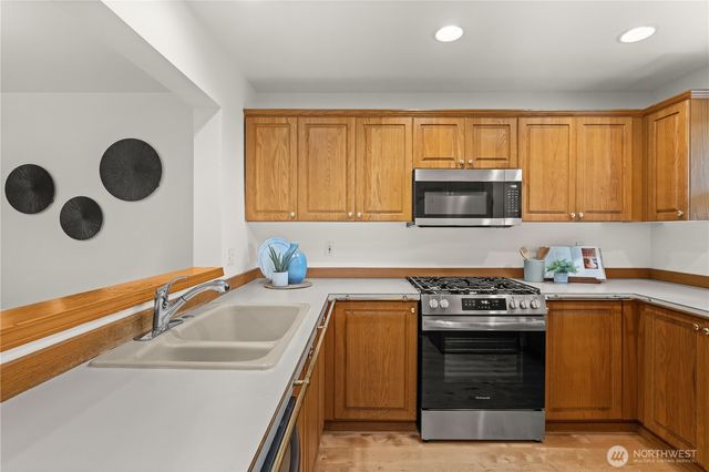 1144 NW Windy Beach Lane, Silverdale, WA 98383