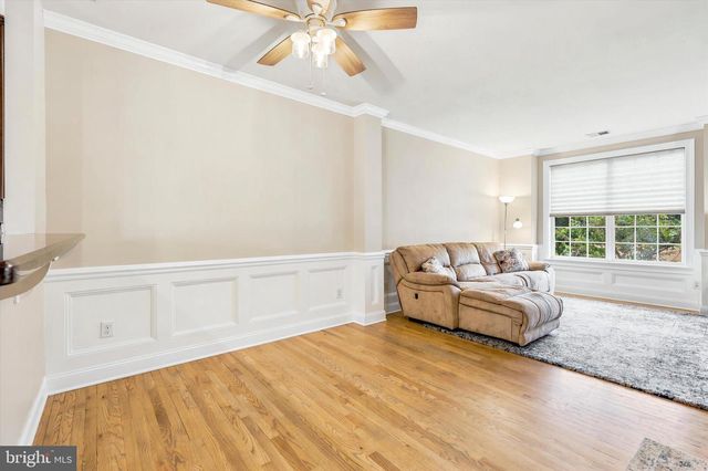 448 AURA RD, Glassboro, NJ 08028