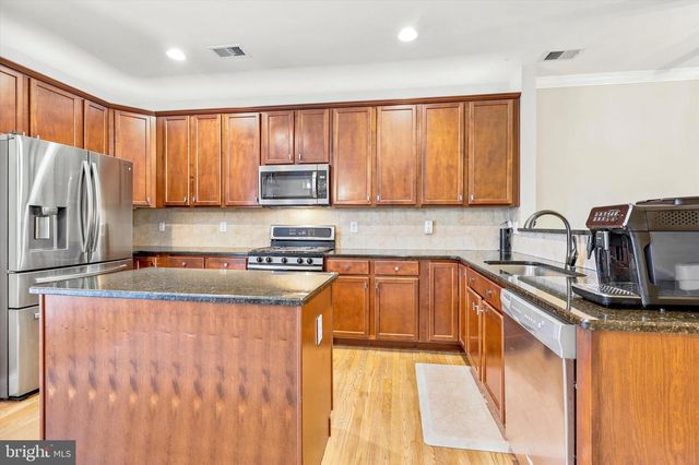 448 AURA RD, Glassboro, NJ 08028