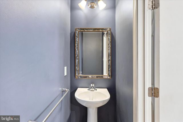448 AURA RD, Glassboro, NJ 08028