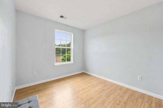 448 AURA RD, Glassboro, NJ 08028