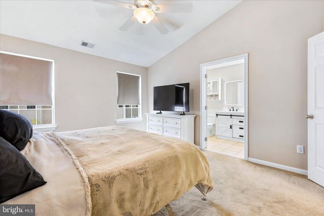 448 AURA RD, Glassboro, NJ 08028