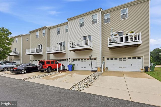 448 AURA RD, Glassboro, NJ 08028