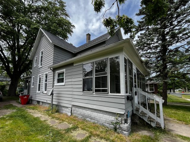 774 Lavette Avenue, Benton Harbor, MI 49022