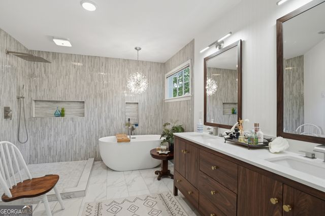 445 Clearlake Place, Stone Mountain, GA 30087