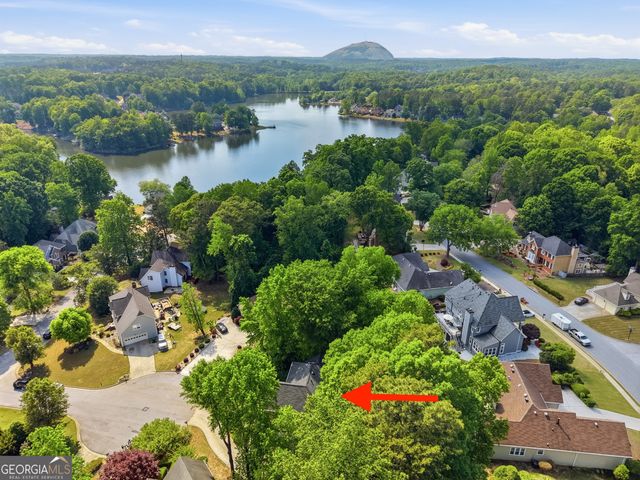 445 Clearlake Place, Stone Mountain, GA 30087