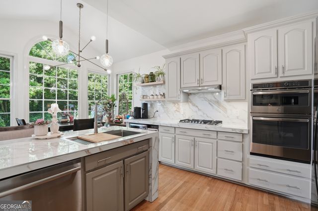 445 Clearlake Place, Stone Mountain, GA 30087