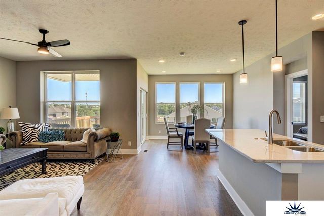 3035 Lakeside Drive, Plattsmouth, NE 68048