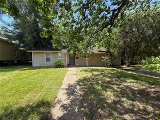 6026 Glenhurst Drive, Houston, TX 77033