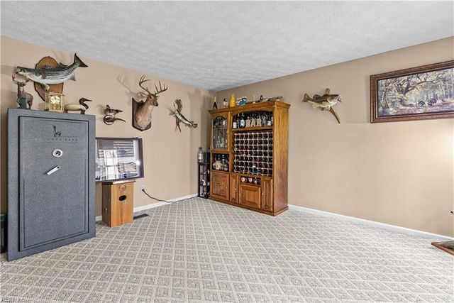 102 Kay CT, Carrollton, VA 23314