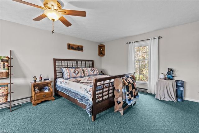 102 Kay CT, Carrollton, VA 23314