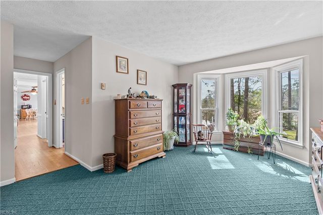 102 Kay CT, Carrollton, VA 23314