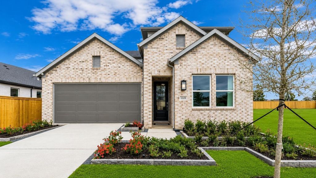 1319 N Yellow Rose Court, Tomball, TX 77375